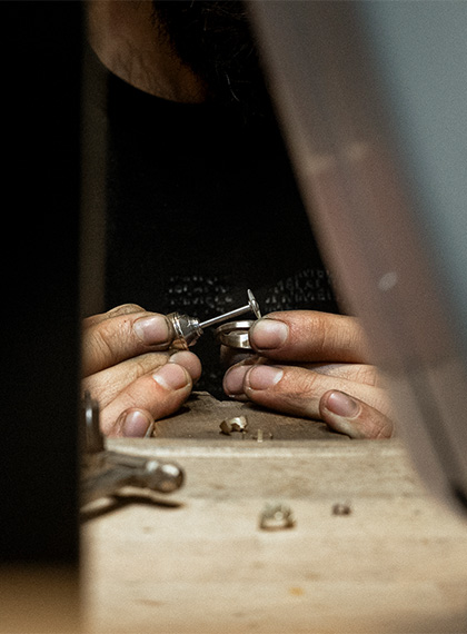 ate_bdf_art_cou_300_dem_bla_23_desktop