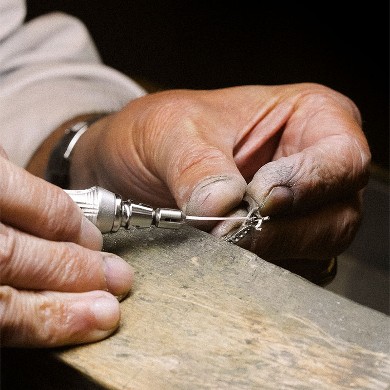 ate_bdf_pur_ron_080_dem_bla_3-1