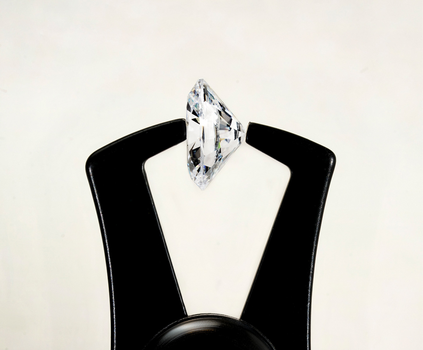 pac_gemmologie_diamant_brillant_100_1